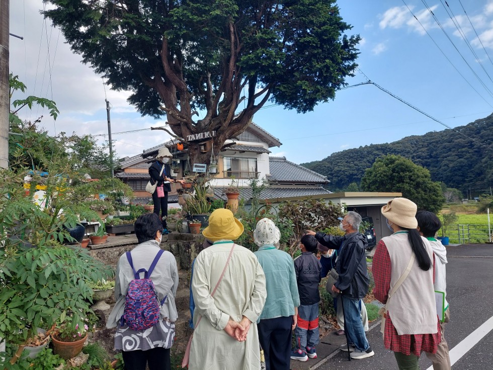 まちまるごと植物園ツアー